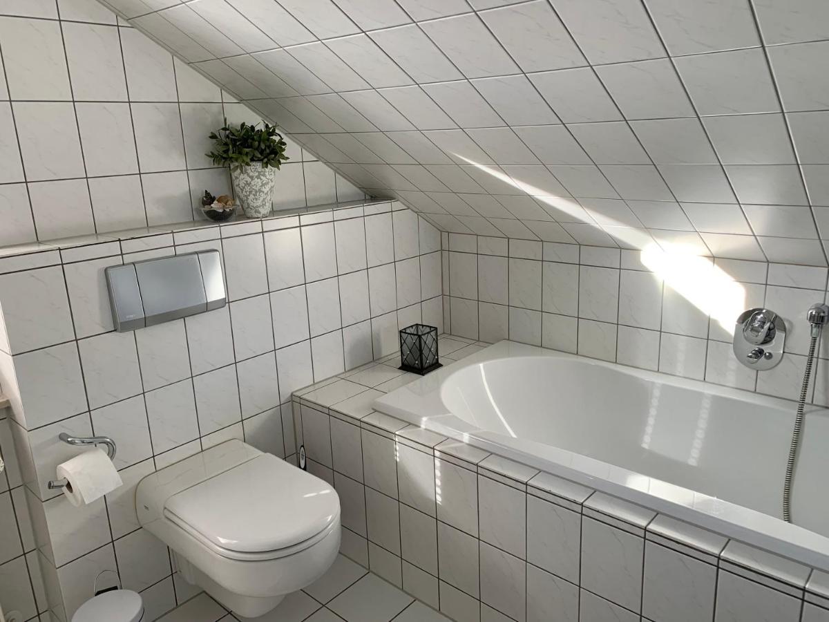 Meine Oase Ferienwohnung !!! Nicht Fuer Monteure !!! Horn-Bad Meinberg Exteriör bild